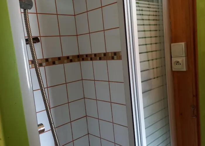 Alpehytte Roulotte Au Pied Du Mont Saint Michel Pontorson